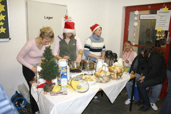 Vorbereitungen für das Buffet